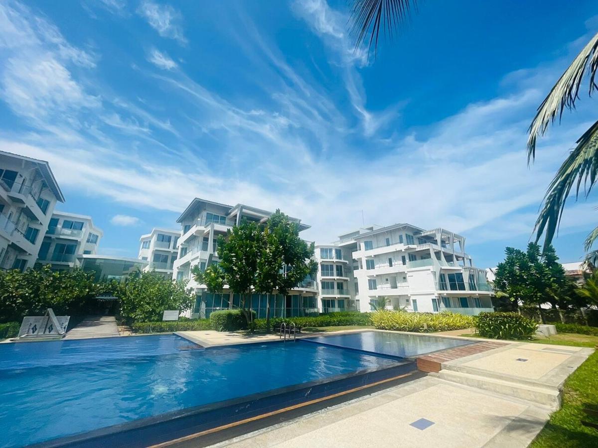 Trincomalee Ocean Front Condos Екстериор снимка