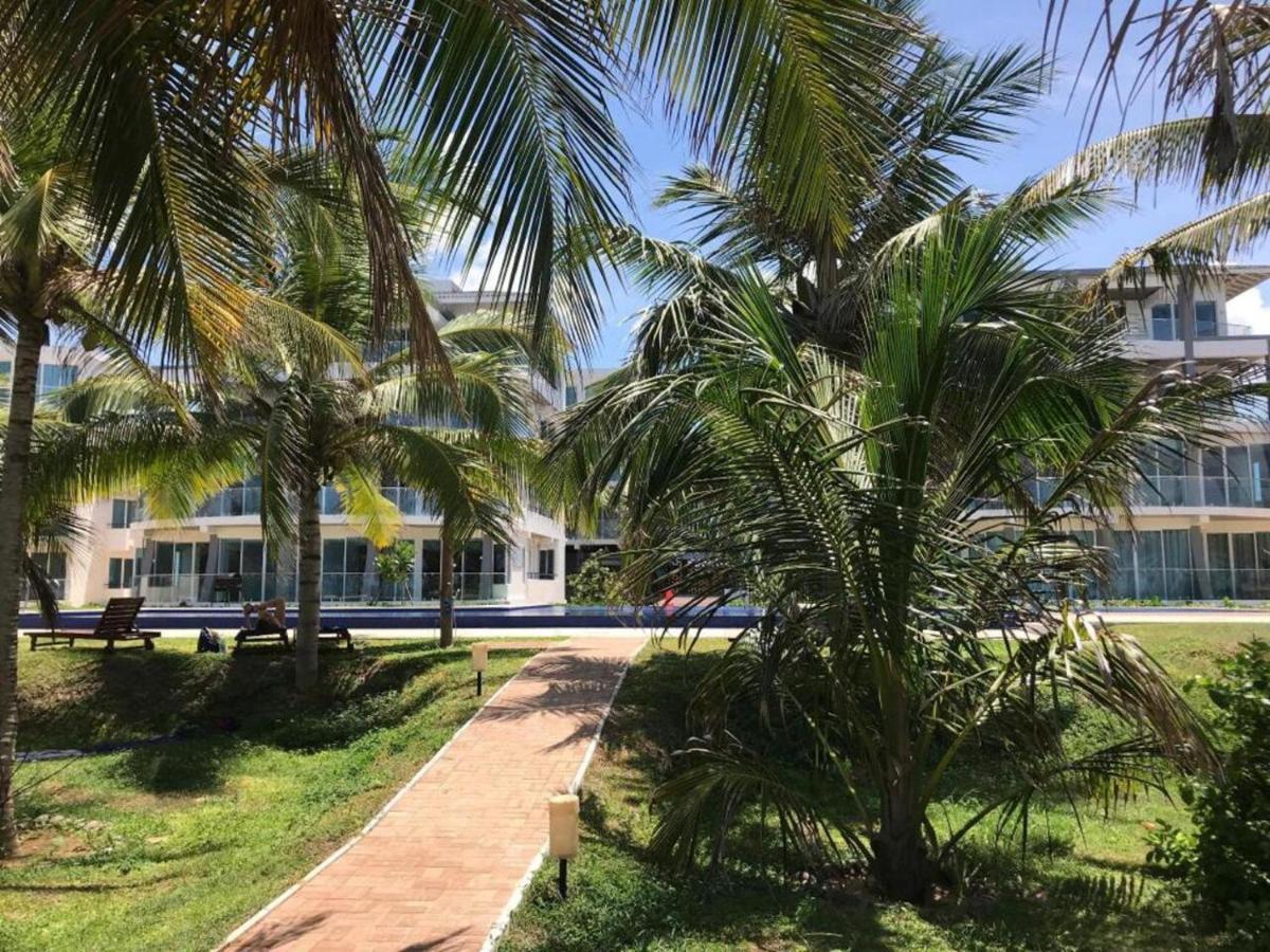 Trincomalee Ocean Front Condos Екстериор снимка